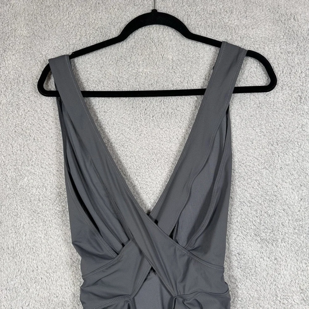 Skims NWT Recycled Swim Cut Out Plunge Monokini Swimsuit Size 4X Color Gunmetal